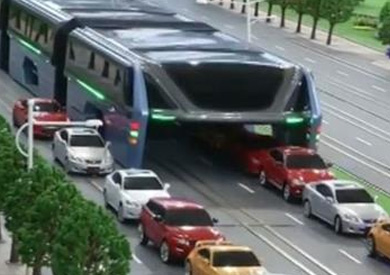 شركة صينية تصمم أوتوبيسا عملاقا يقل 1200 راكب لتقليل التكدس المروري
